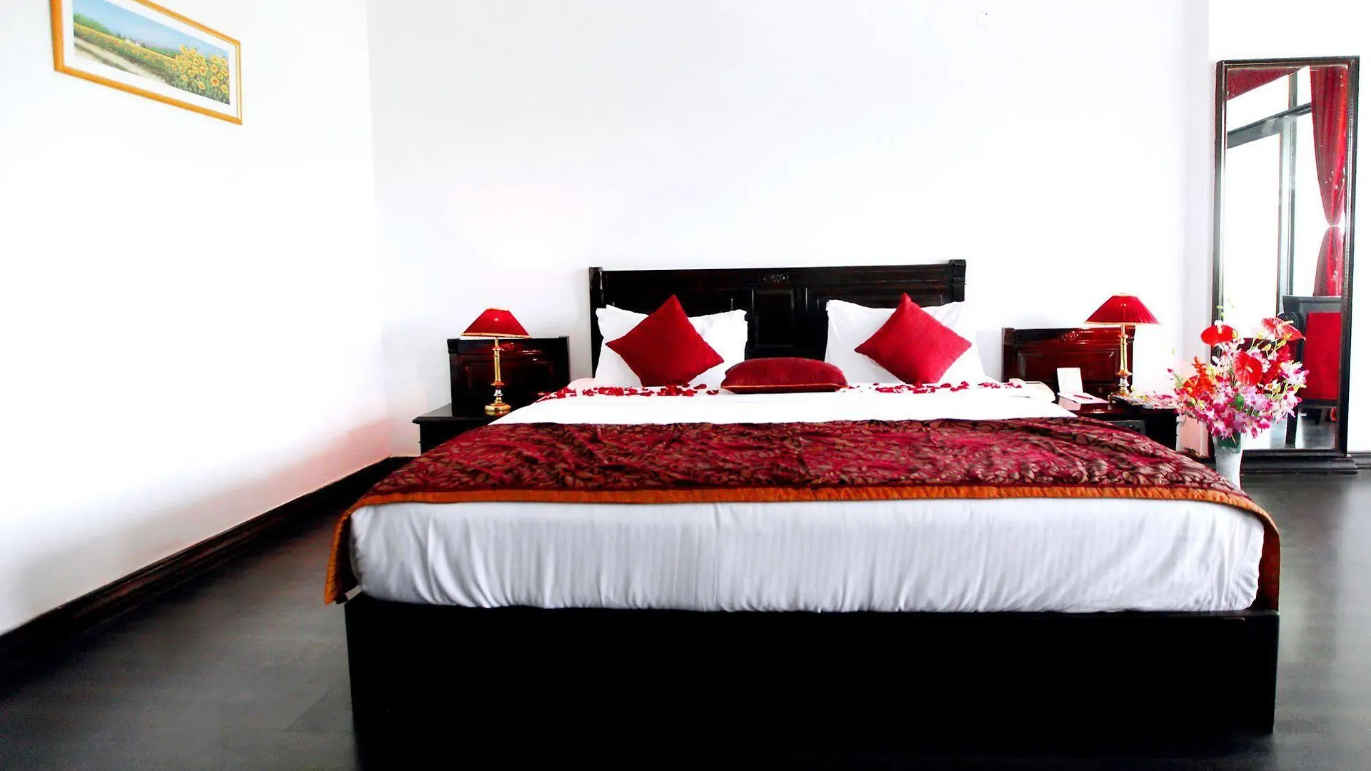 Kc Cross Road Hotel Panchkula 3*,